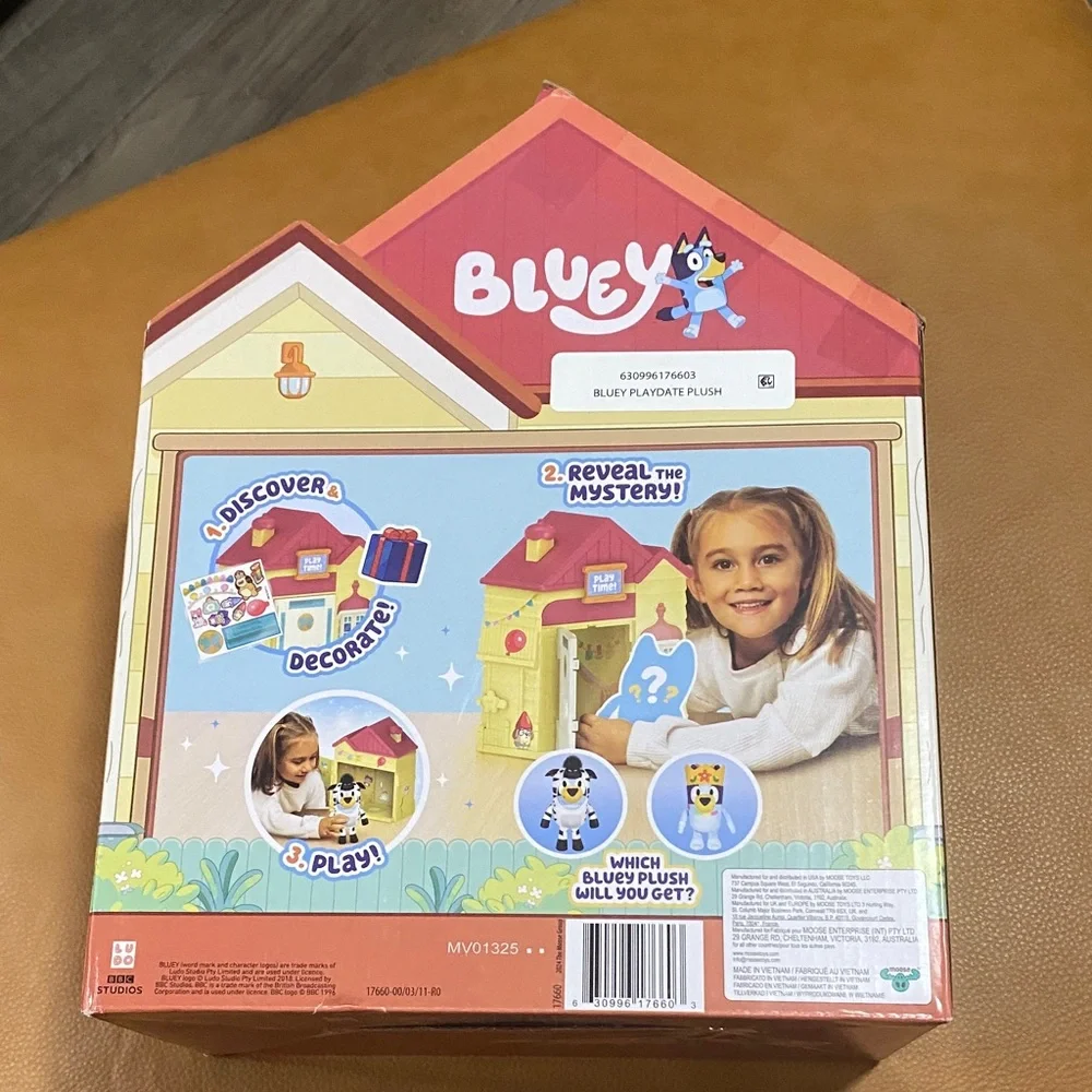 Bluey’s‎ Playdate Plush Surprise Decorate Bluey’s home NWT in original box